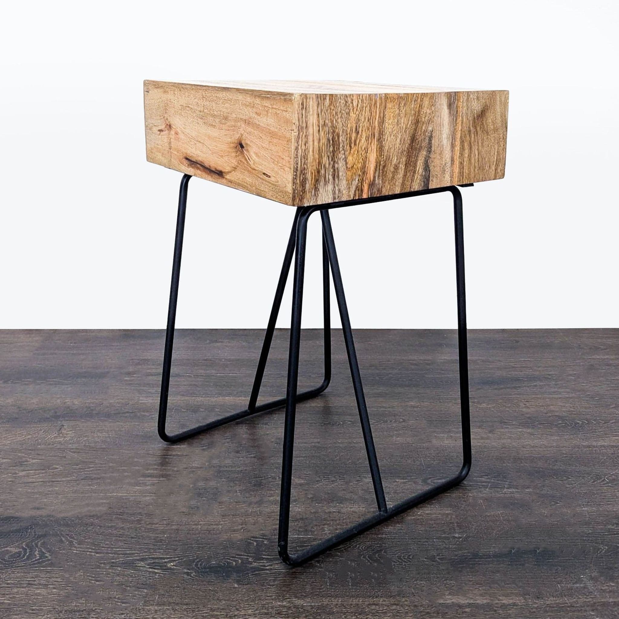 One Drawer Nightstand on Metal Base - Thumbnail 6