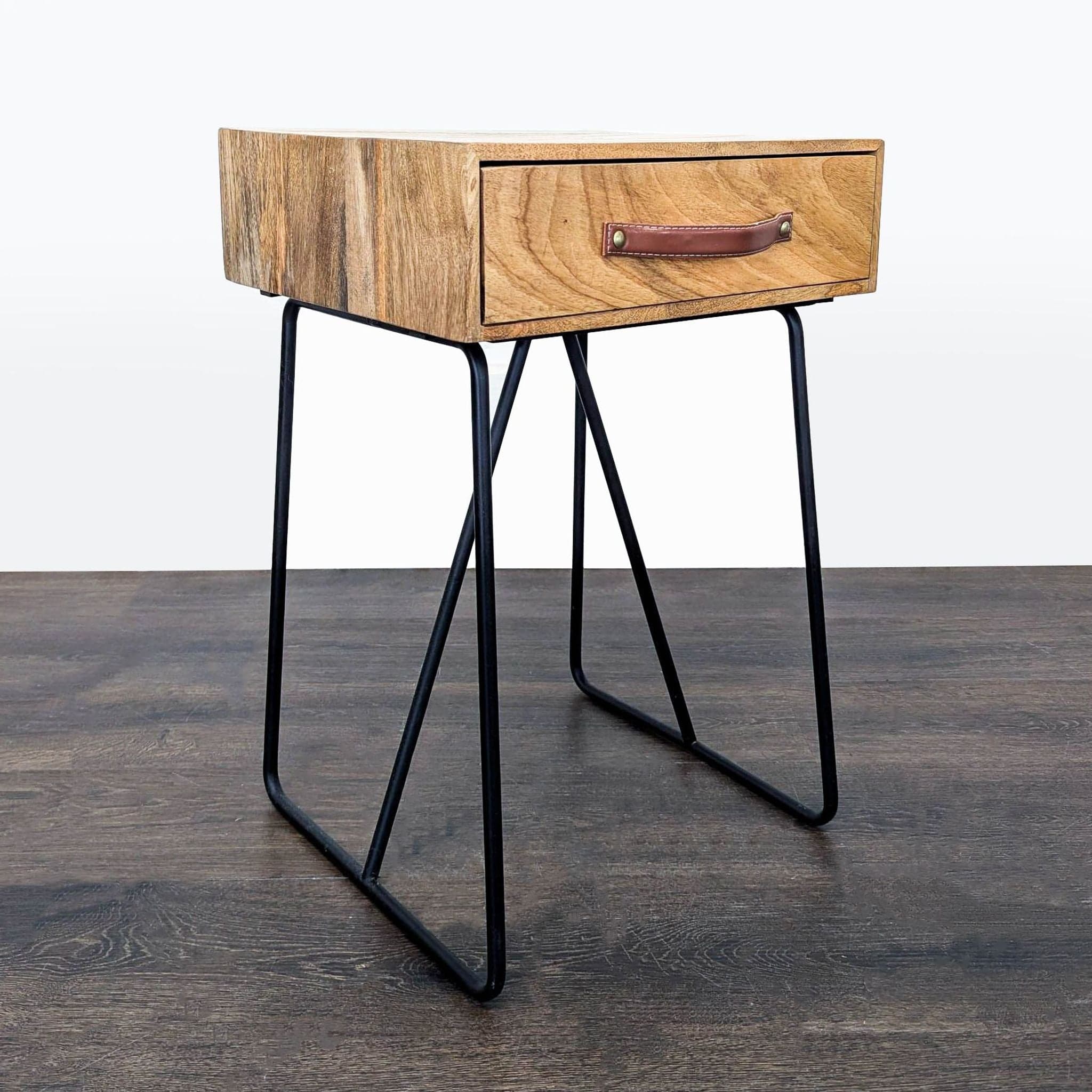 One Drawer Nightstand on Metal Base - Thumbnail 3