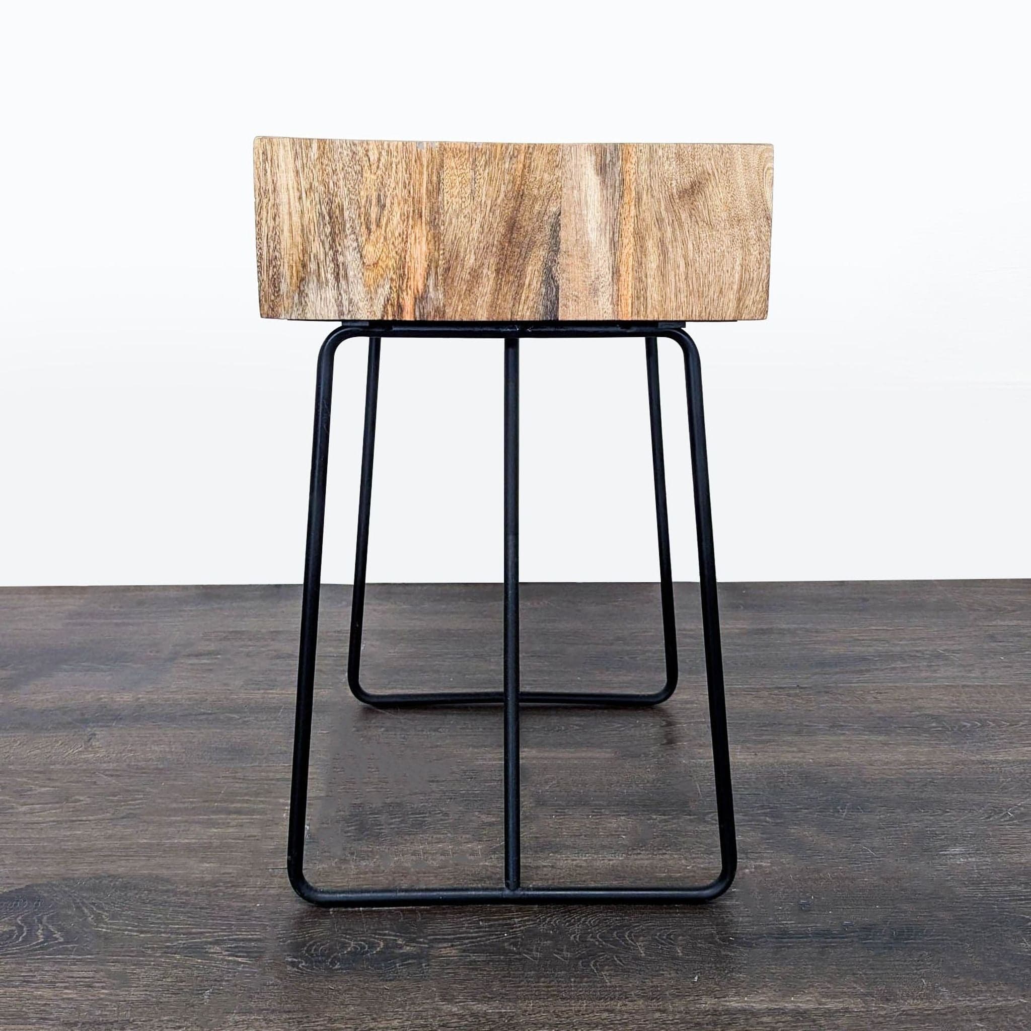 One Drawer Nightstand on Metal Base - Thumbnail 4