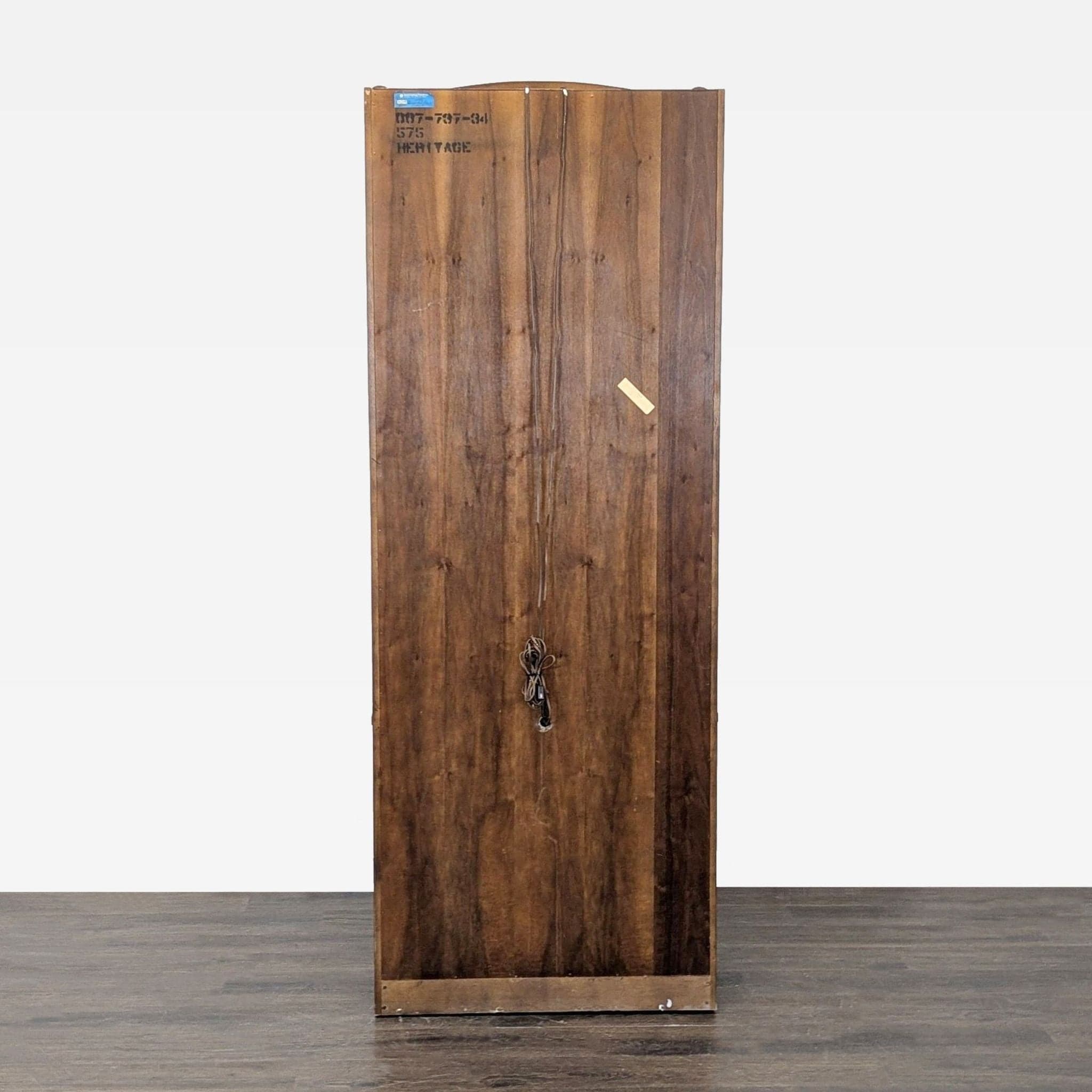 Vintage Drexel Heritage Display Cabinet - Thumbnail 4