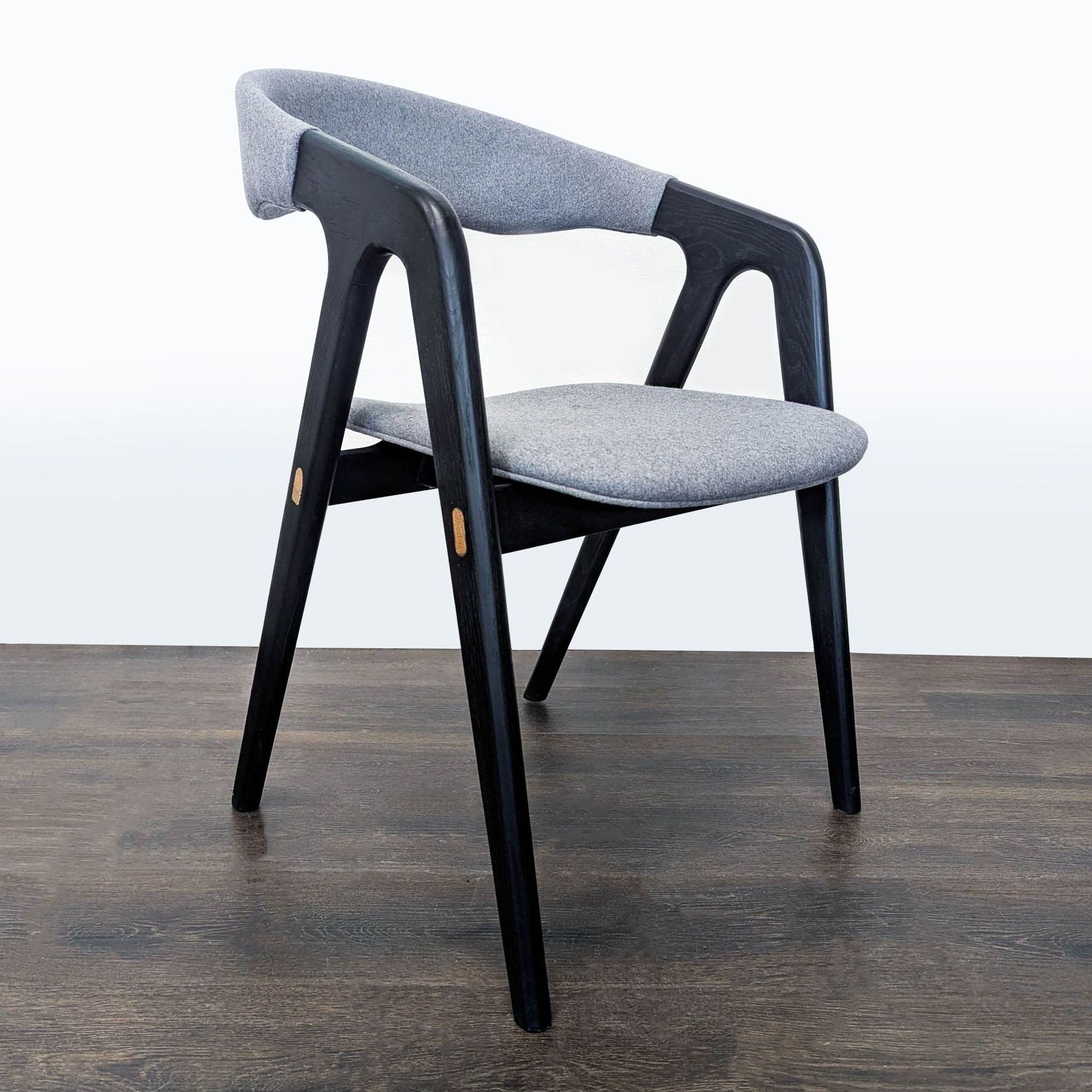 Design Evolution Dining Chair - Thumbnail 2