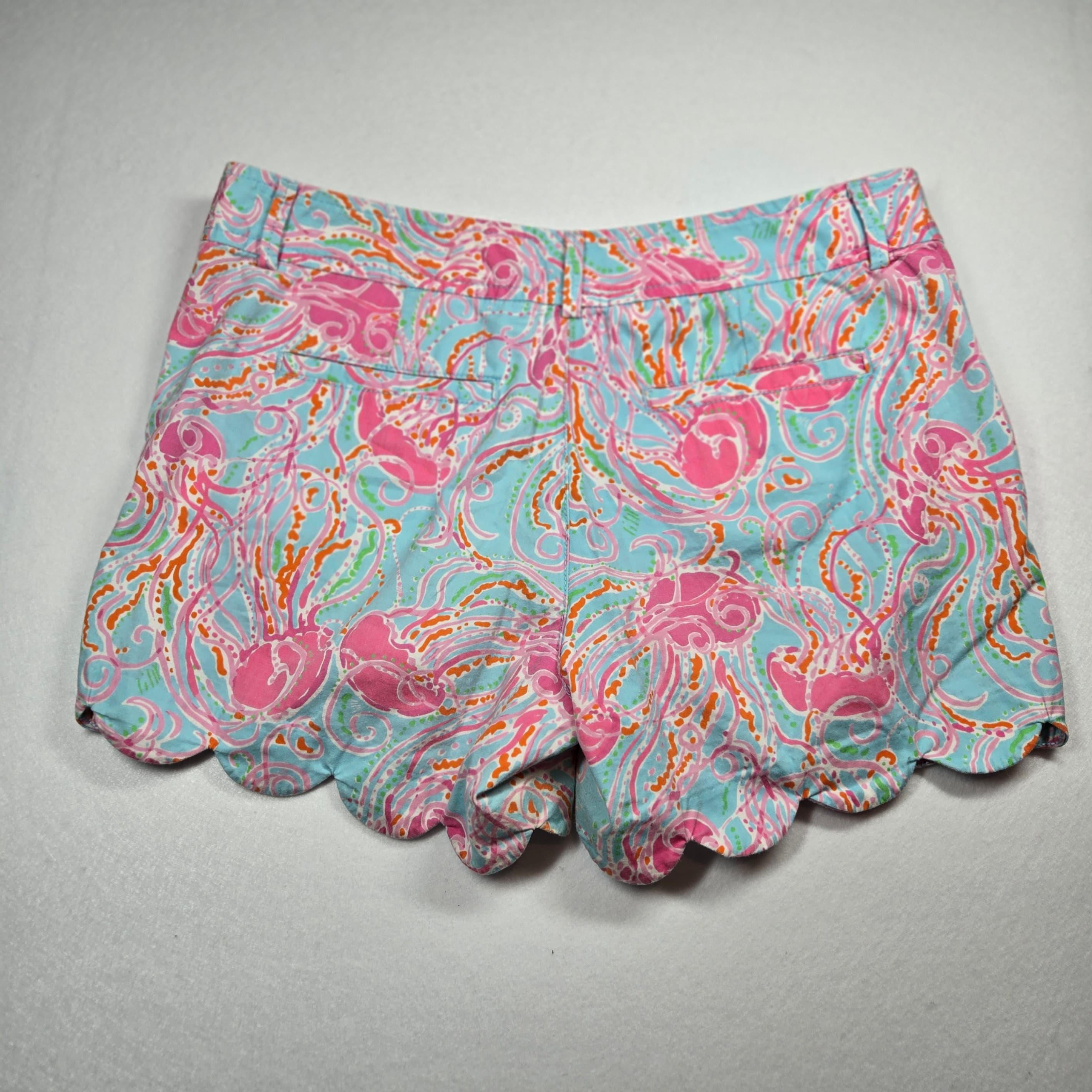 Lily Pulitzer Scalloped Hem Shorts Size 6 - Thumbnail 4