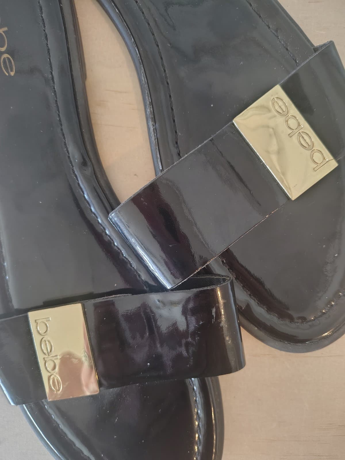 BEBE "Lana" Plastic Slides: sz 11 - Thumbnail 3