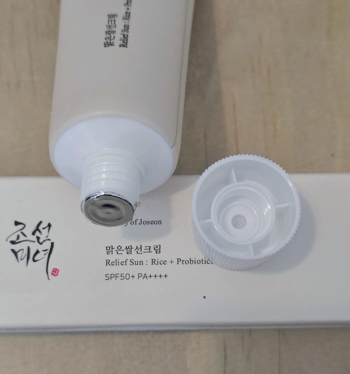 Authentic BEAUTY OF JOSEON Relief Sun + Probiotics *New & Sealed* - Thumbnail 4