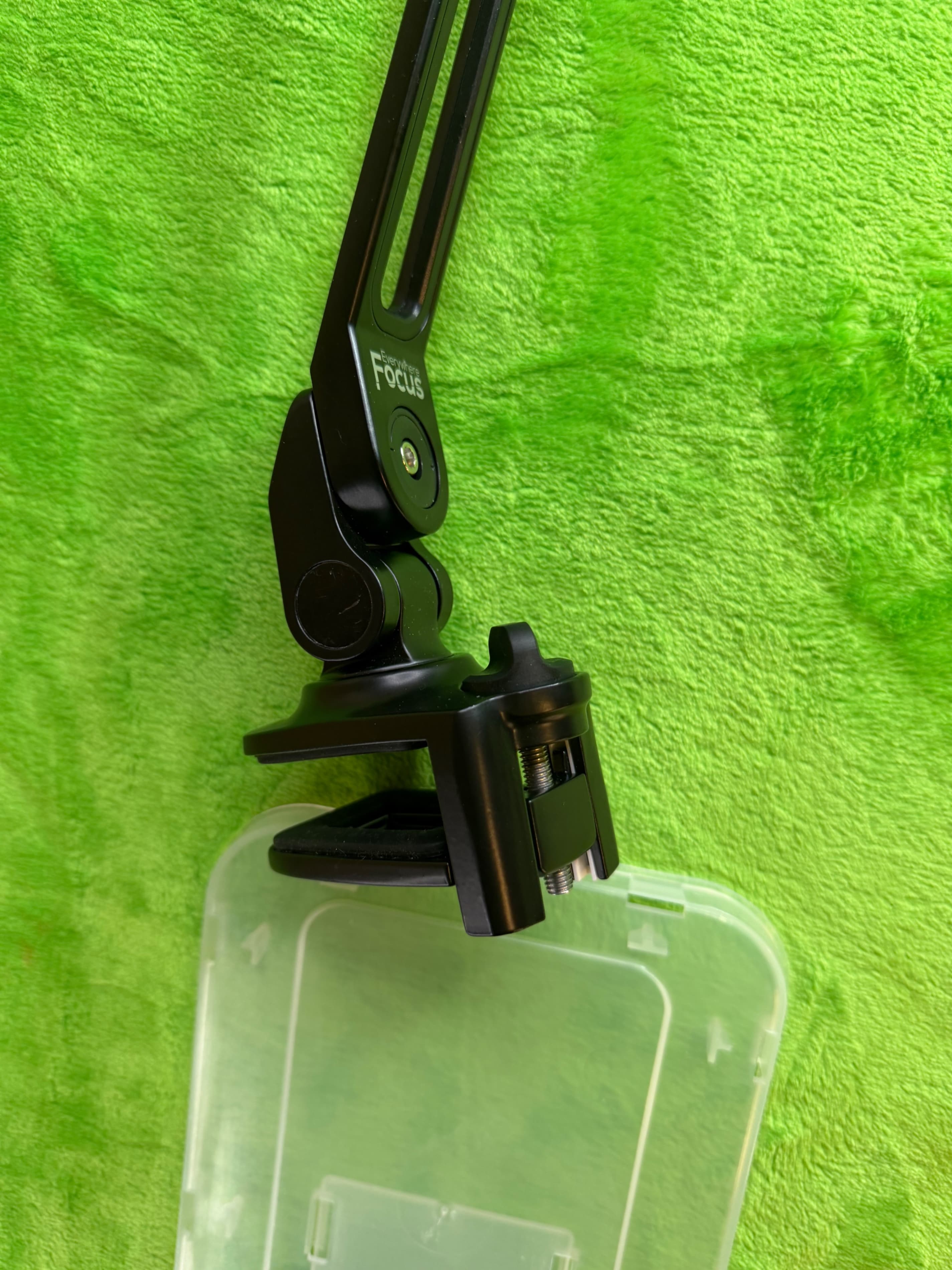 EverywhereFocus Flexible Arm Phone Tablet Desk Clamp Mount 6-13in Black - Thumbnail 6