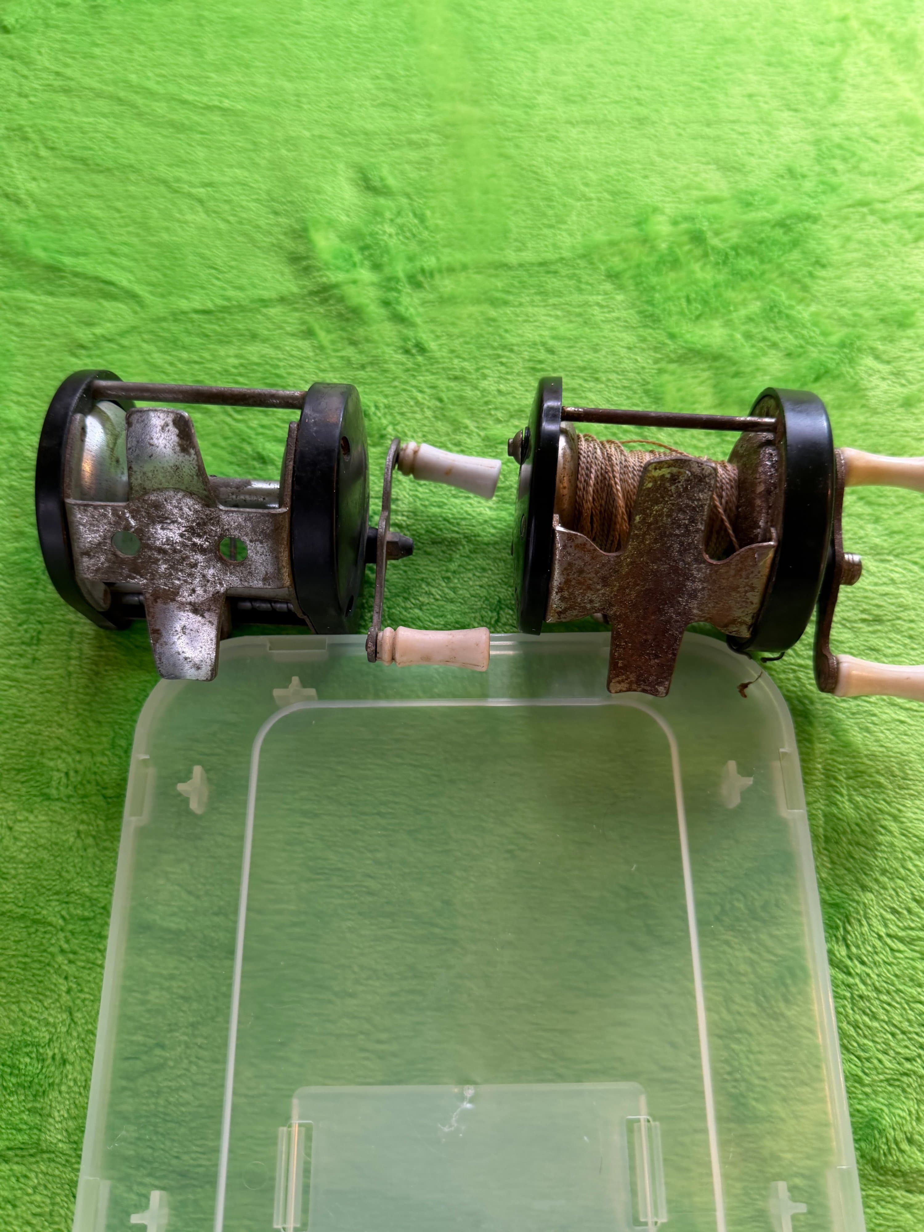 Antique Baitcasting Fishing Reel Lot of 2 Open Frame Bone Handles Pre-1930s - Thumbnail 9