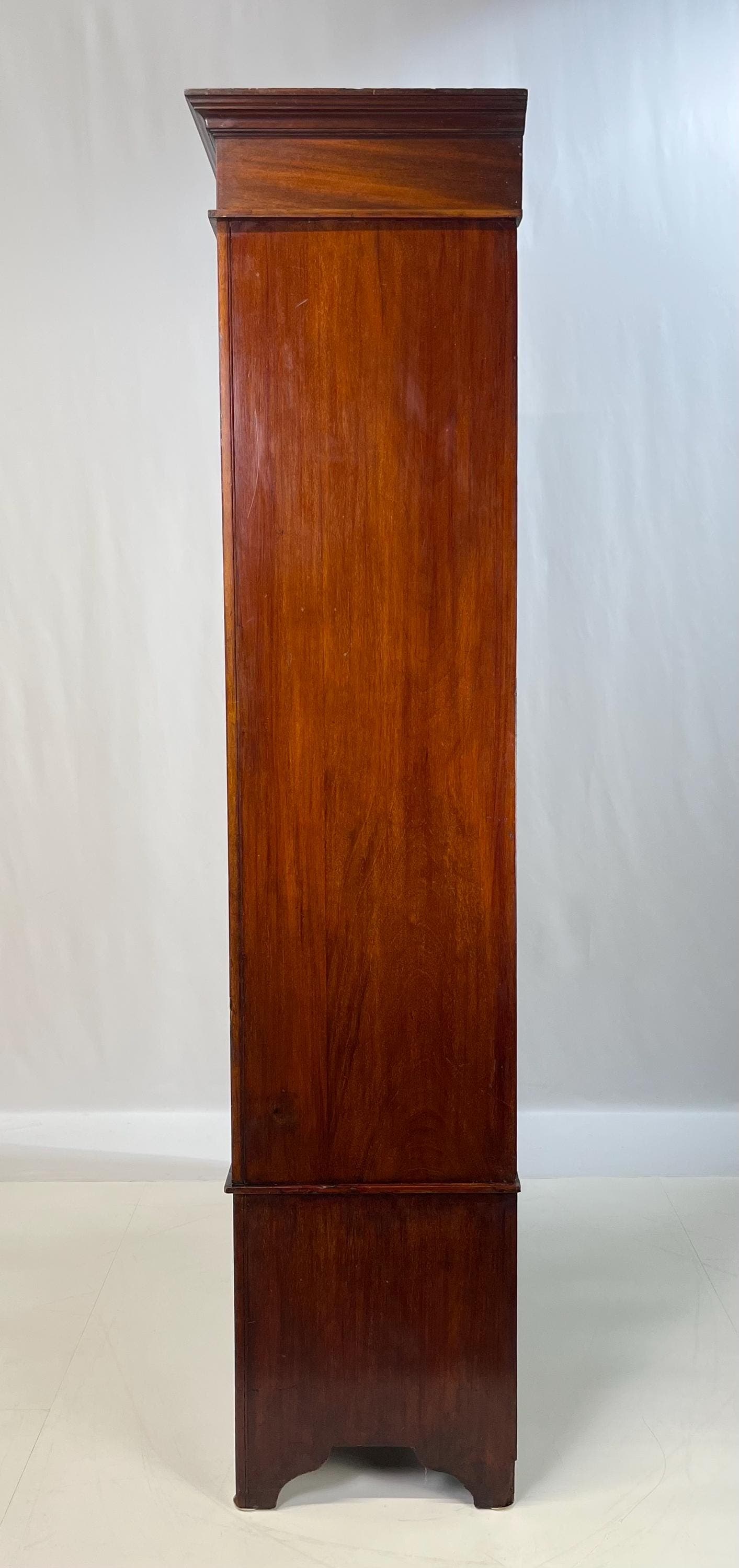 English Edwardian Style Inlaid Mahogany Wardrobe With Beveled Oval Mirror - Thumbnail 11