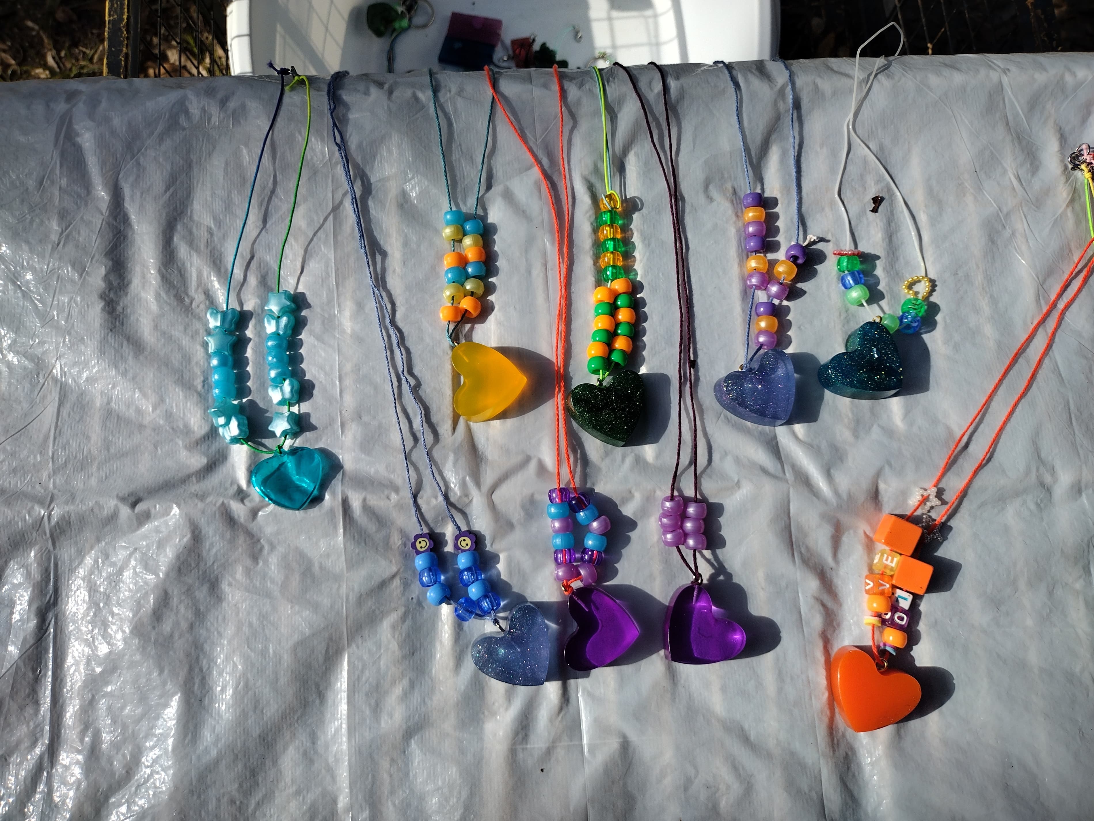 Y2K Beaded Resin Heart Necklace - Thumbnail 3