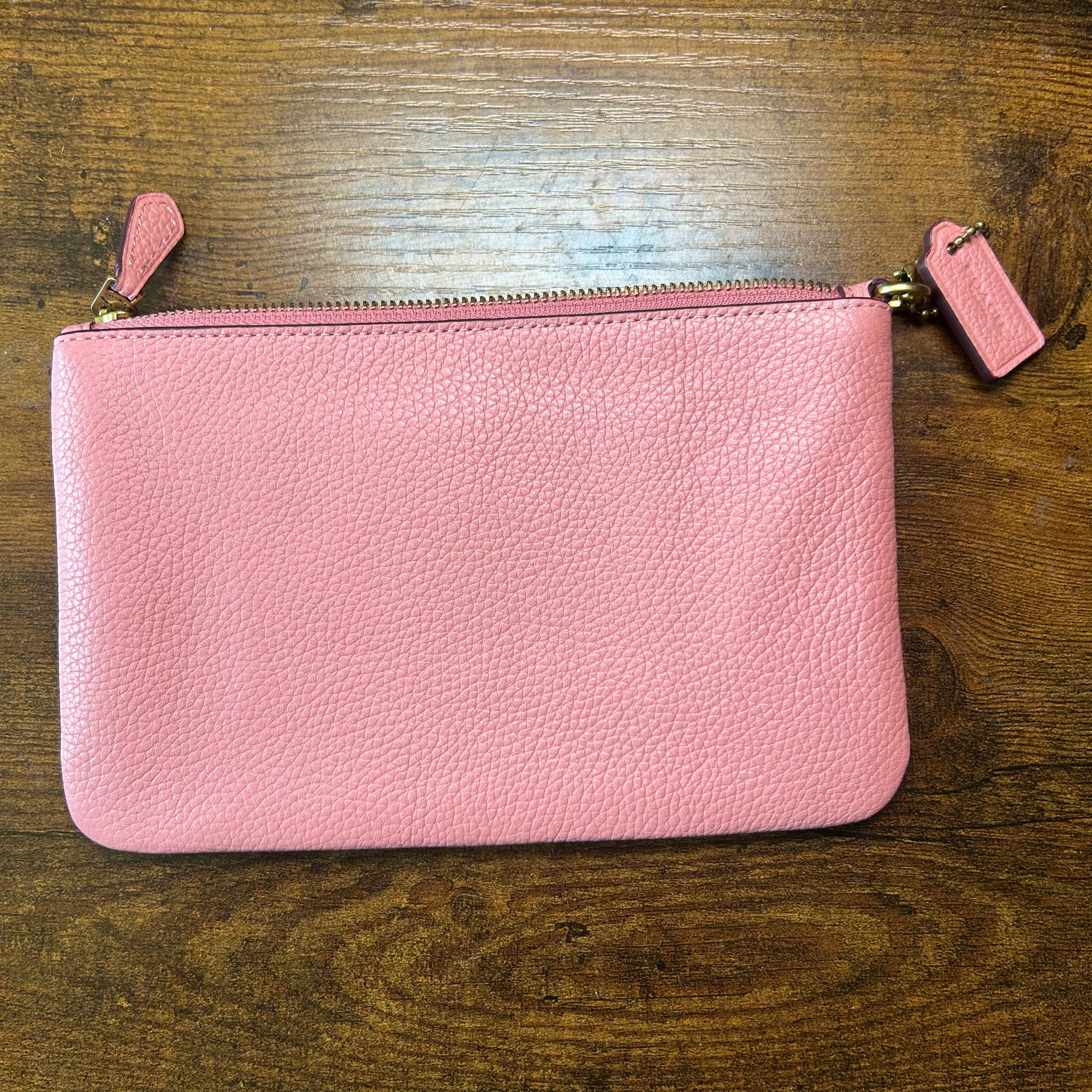 Coach Pink Leather Clutch No Wrist Strap - Thumbnail 2