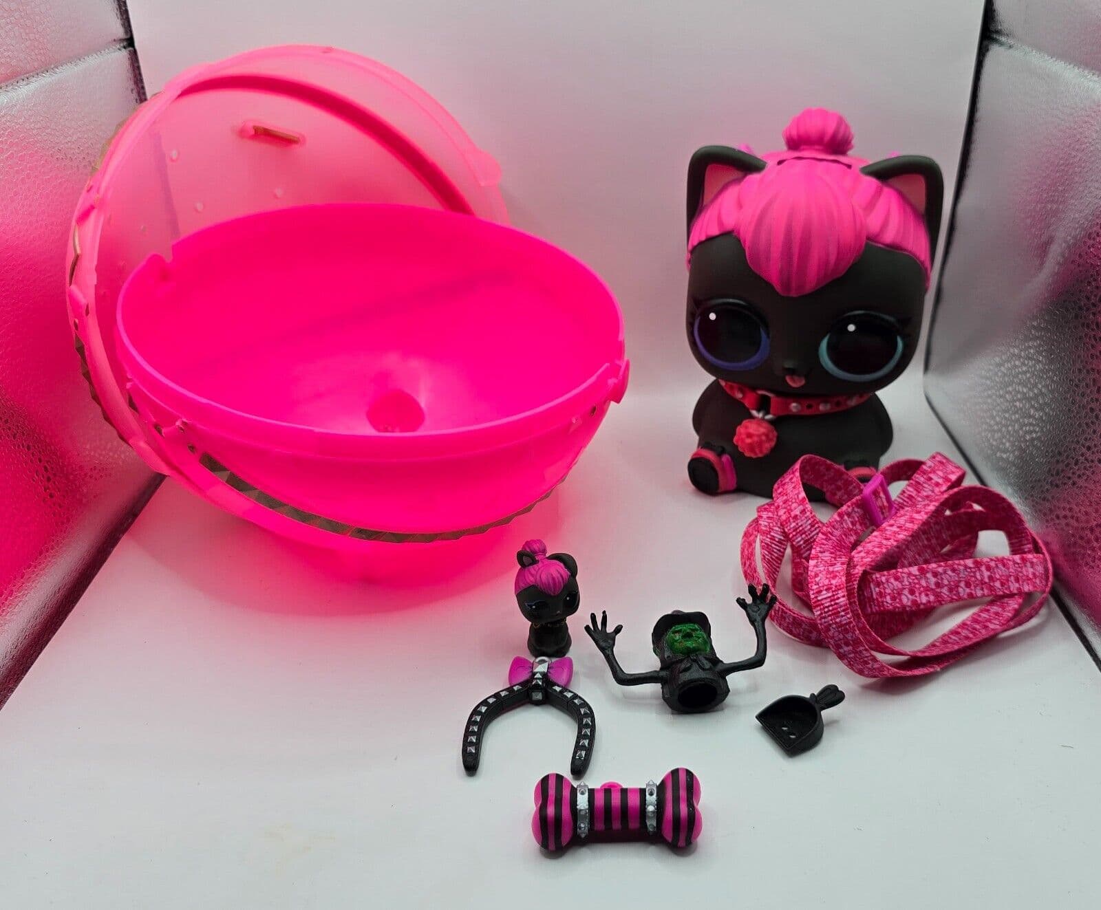 2 PACK-L.O.L Surprise Biggie Pets Hop Hop Backpack Bank 2018 MGA 7" Height Bunny - Thumbnail 5