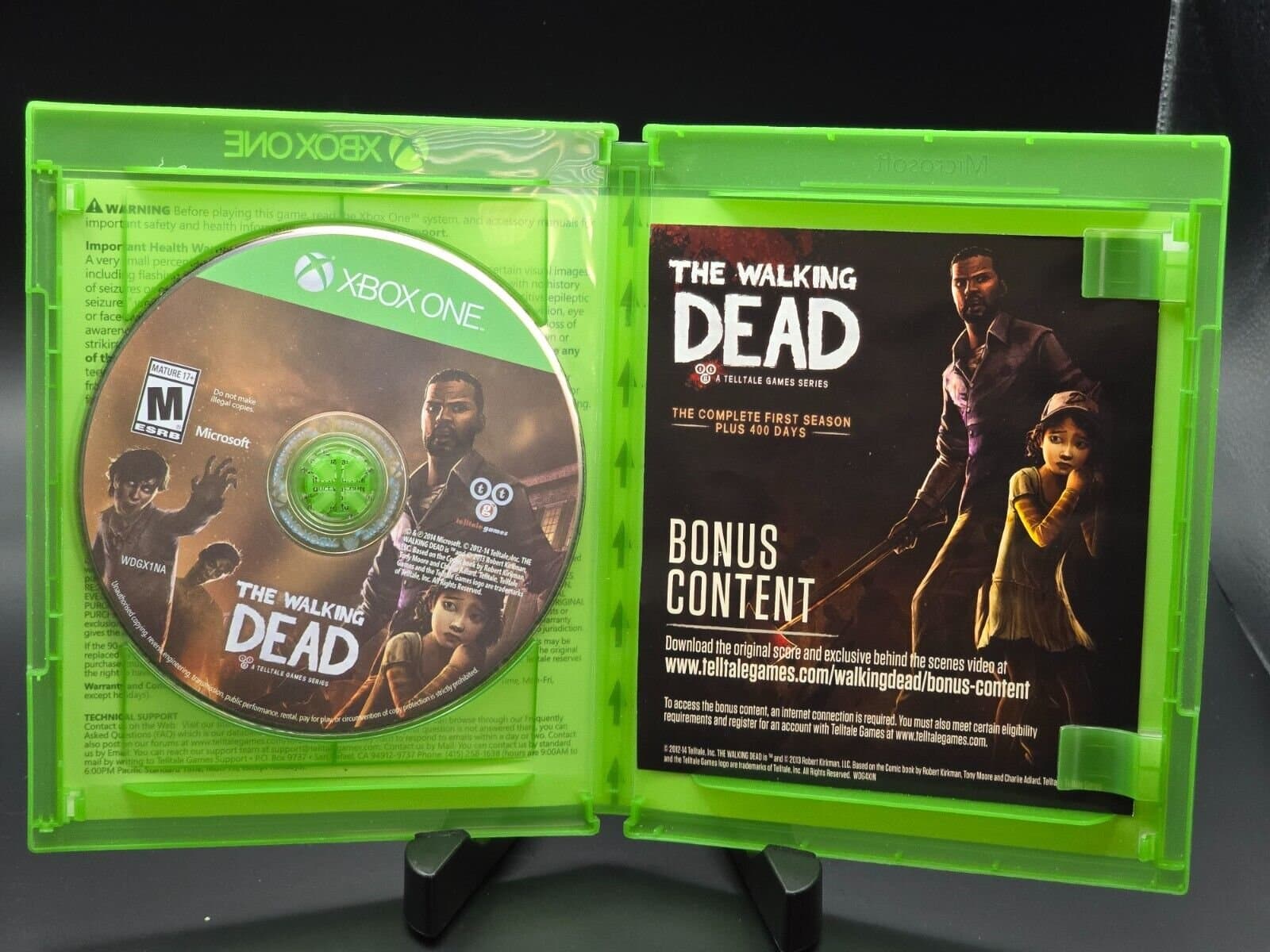 The Walking Dead: The Complete First Season & Season Two Bundle | XBOX ONE | CIB - Thumbnail 3
