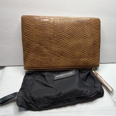 Perfectly Styled Women’s Brown Snake Animal Print Zip-Around Zipper Wallet - Thumbnail 4