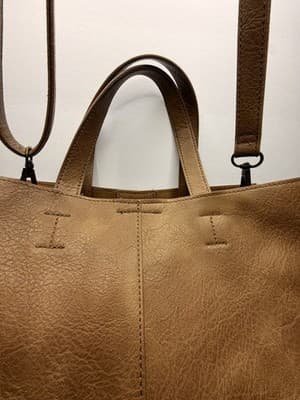 Brown Large Tote Shoulder Bag w/ Tassel Detachable Strap Zip Magnetic Closure - Thumbnail 3
