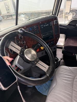 2017 Mack Automatic Truck - Thumbnail 14