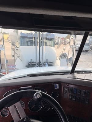 2017 Mack Automatic Truck - Thumbnail 10