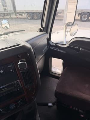 2017 Mack Automatic Truck - Thumbnail 17
