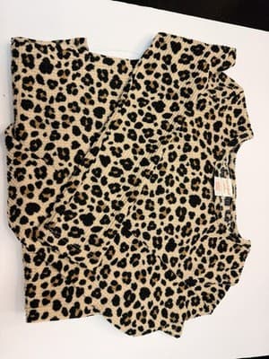 12pc Cat & Jack Leopard Print Pajama SetSize - Small 6/7 - Thumbnail 8
