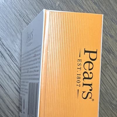 Pears Transparent Soap Bar 3.53 oz Amber Oval Solid Body Soap - Thumbnail 5