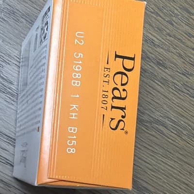 Pears Transparent Soap Bar 3.53 oz Amber Oval Solid Body Soap - Thumbnail 6
