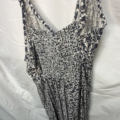 GAP Women’s Blue/White Floral Smocked Button-Front Sleeveless Cotton Dress M - Thumbnail 3