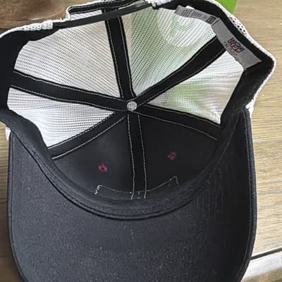 NFL Team Apparel Washington Commanders NFL Mesh Trucker Cap Hat One Size - Thumbnail 5