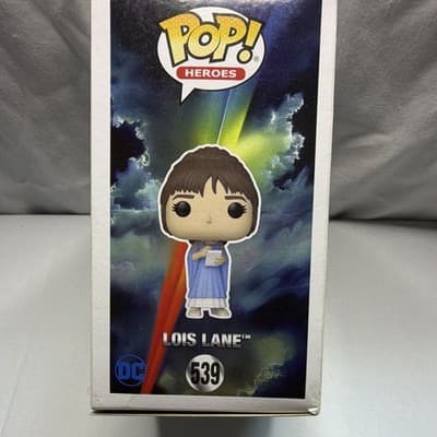 Funko Pop! Heroes DC Superman: The Movie Lois Lane Vinyl Figure #539 - Thumbnail 4