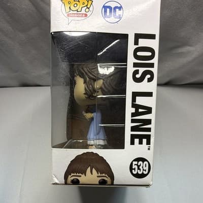 Funko Pop! Heroes DC Superman: The Movie Lois Lane Vinyl Figure #539 - Thumbnail 2