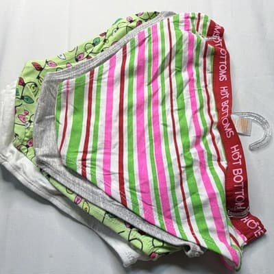 Hot Bottoms Bikini Panties 5 Pack S Christmas MPN 13909H5-S588A - Thumbnail 4