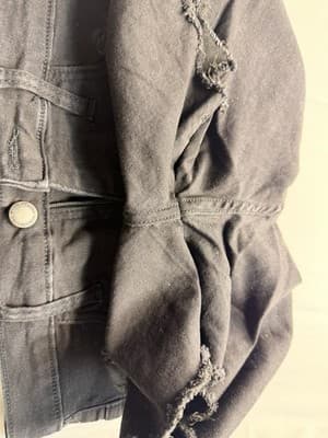 Women's Gray Denim Cut-Off Shorts 9/10 Distressed Frayed Hem 5-Pocket Button - Thumbnail 6