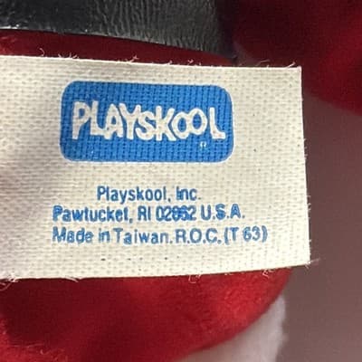 Playskool Disney Christmas Mickey Mouse Plush Santa Outfit 1988 MPN 70718 - Thumbnail 5