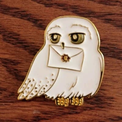 Harry Potter Hedwig Collectors Pin