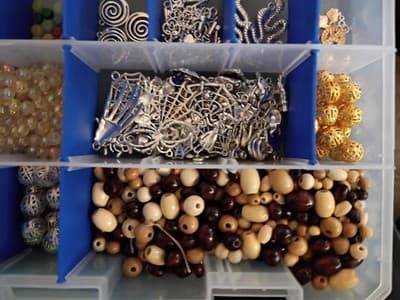 Mixed Lot Jewelry Making Beads & Charms in Organizer Box, Multicolor - Thumbnail 4