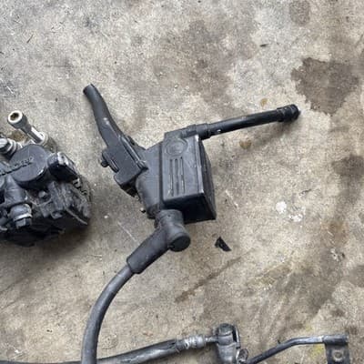 1985 Honda v65 magne 1100 v4 front brake calipers - Thumbnail 5