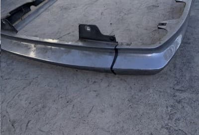 1987 Yamaha XVZ1300 Venture Royale Y371 rear trunk chrome trim piece - Thumbnail 3