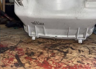 1986-1993 Yamaha XVZ 1300 Venture Royal used Headlight 1NL-84303-A0-00 - Thumbnail 4