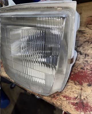 1986-1993 Yamaha XVZ 1300 Venture Royal used Headlight 1NL-84303-A0-00 - Thumbnail 8