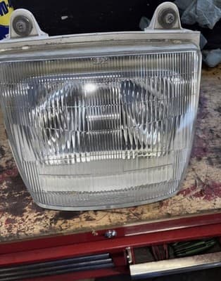 1986-1993 Yamaha XVZ 1300 Venture Royal used Headlight 1NL-84303-A0-00 - Thumbnail 11