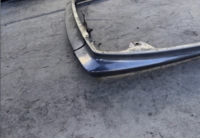 1987 Yamaha XVZ1300 Venture Royale Y371 rear trunk chrome trim piece - Thumbnail 16