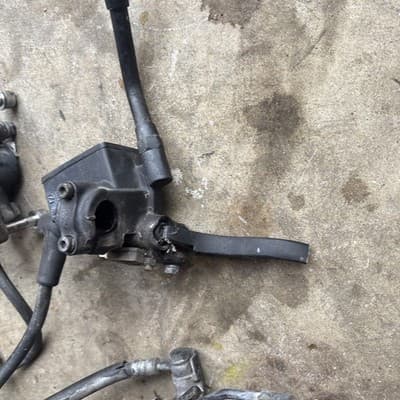 1985 Honda v65 magne 1100 v4 front brake calipers - Thumbnail 10