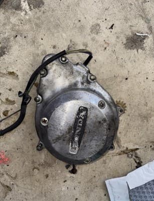 Honda CB900 CB 900 CB900C 1981 81 ignition pick up coil cover housing - Thumbnail 3