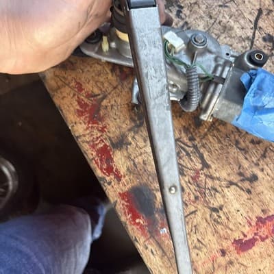 1992 1997 Subaru SCX LS OEM Rear Wiper Motor WM-3209-1S - Thumbnail 7