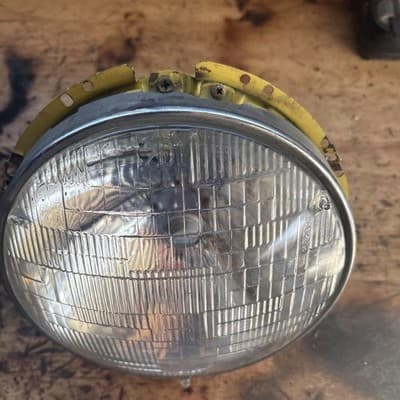 1967-1979 Volkswagen Bug type 3 headlight assembly HELLA 311 941 035 A (J18) - Thumbnail 3