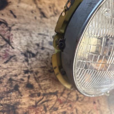 1967-1979 Volkswagen Bug type 3 headlight assembly HELLA 311 941 035 A (J18) - Thumbnail 8