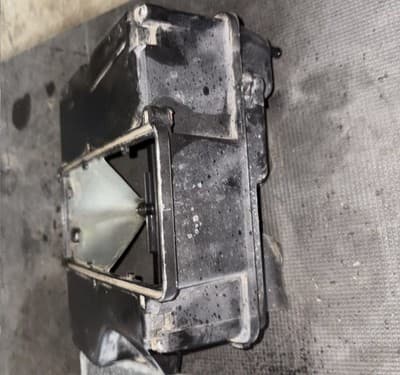 87 Honda VF700 VF 700 C Super Magna Airbox Air Box Filter - Thumbnail 15