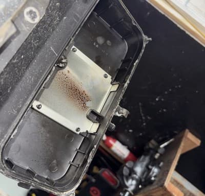 87 Honda VF700 VF 700 C Super Magna Airbox Air Box Filter - Thumbnail 9