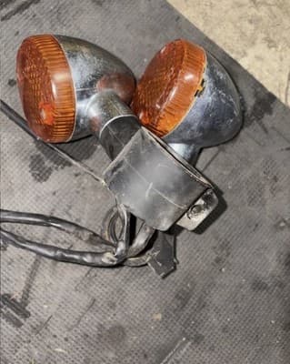 87 Honda VF 700 VF700 C Super Magna headlight head light housing bucket - Thumbnail 9