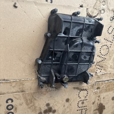 1986 HONDA V65 1100 MAGNA SABRE VF1100C ENGINE OIL PAN - Thumbnail 2