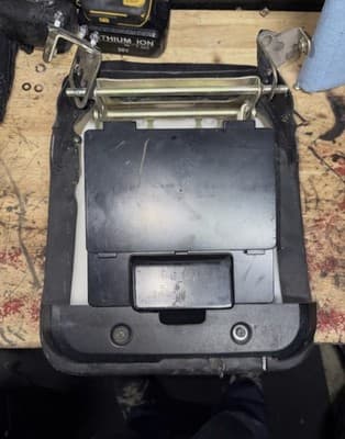 86-93 Yamaha XVZ13 Venture Royale XVZ 1300 backrest top box center pad - Thumbnail 5