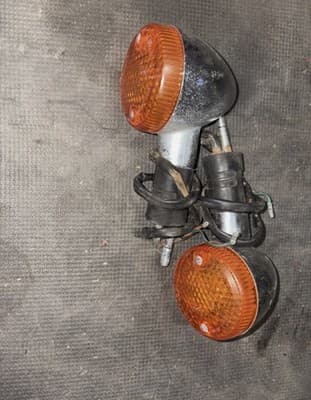 1985 HONDA MAGNA 700 VF700C FRONT LEFT RIGHT TURN SIGNALS LIGHT INDICATORS - Thumbnail 3