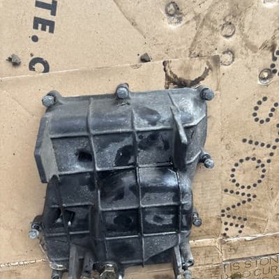 1986 HONDA V65 1100 MAGNA SABRE VF1100C ENGINE OIL PAN - Thumbnail 3